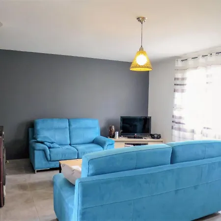 Holiday home Dorgeles - Sul130 By Interhome
